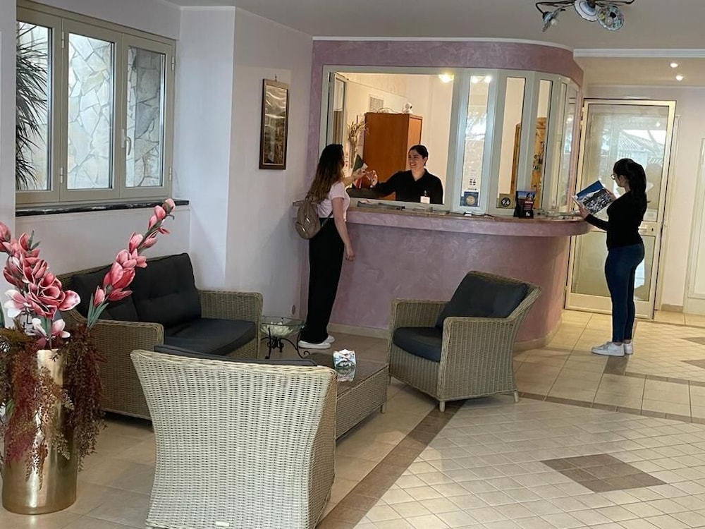 lobby