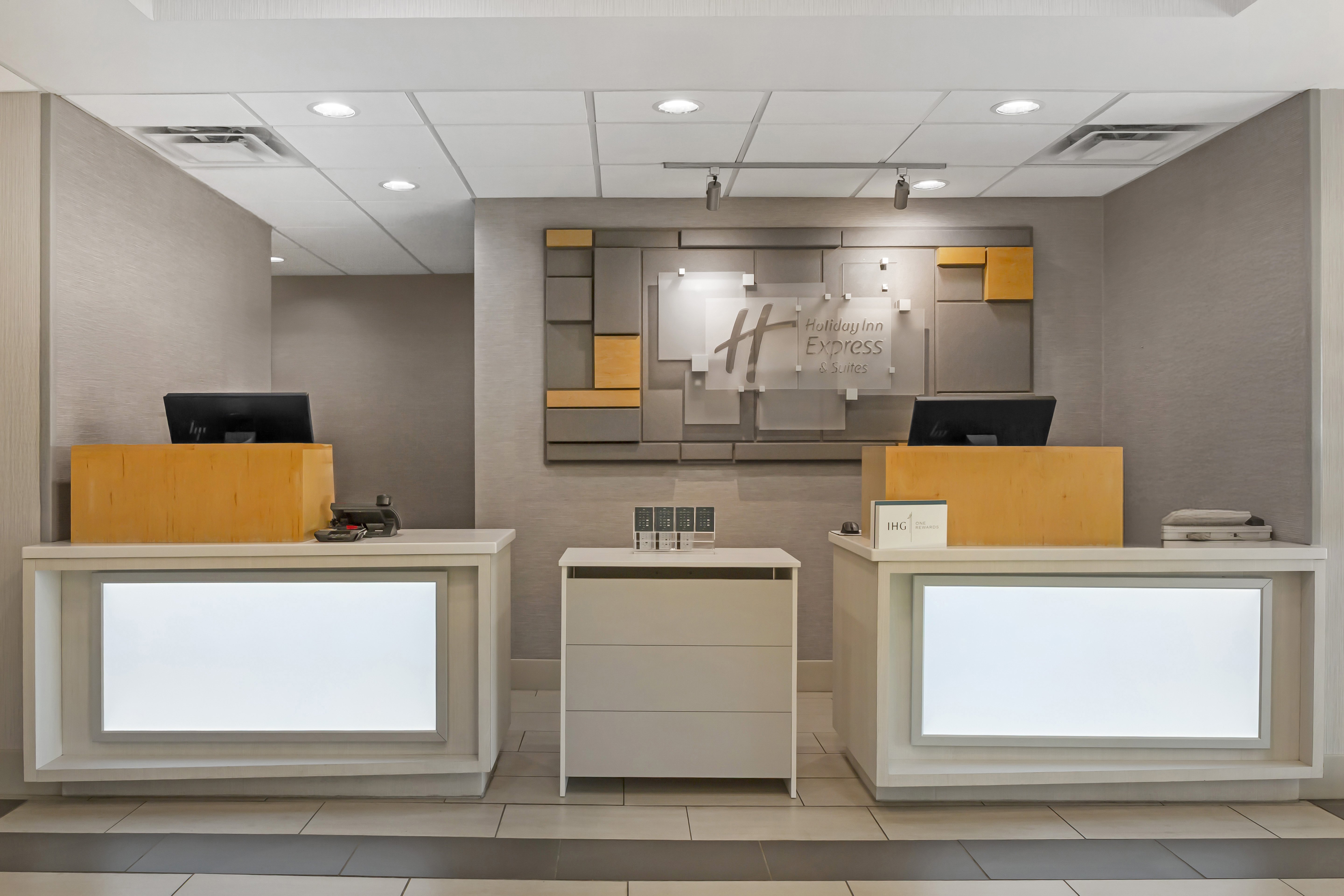 Holiday Inn Express & Suites Louisville South-Hillview, an IHG Hotel 9/55