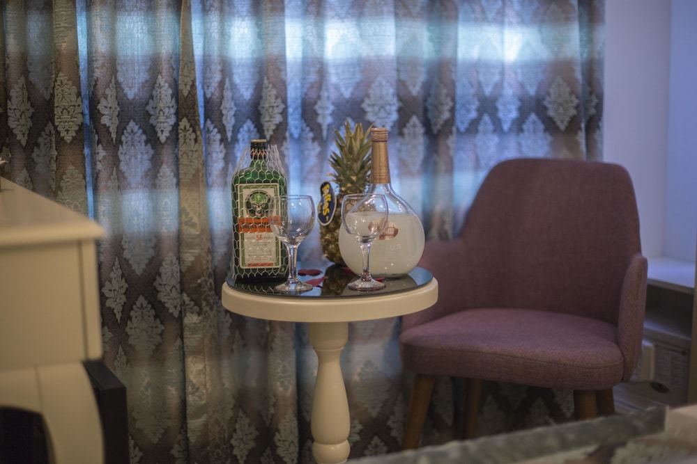Sirkeci Ersu Hotel 62/70