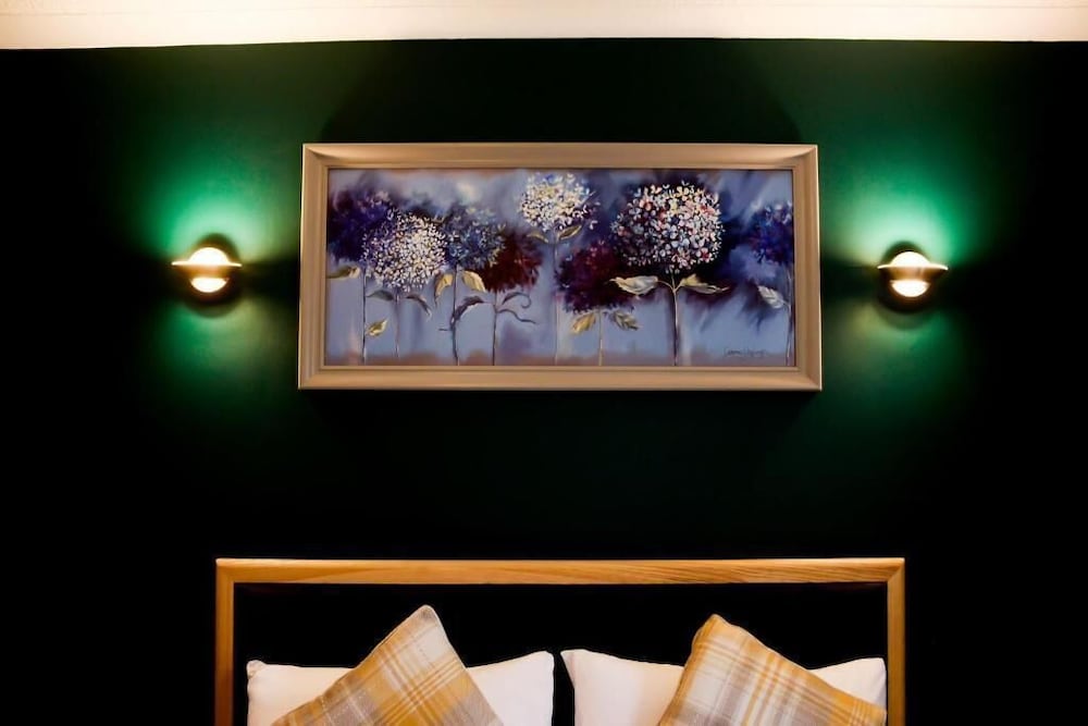 Lomond Park Hotel 25/36