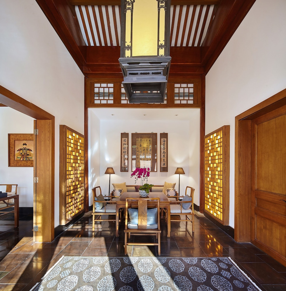 Lobby at Aman at Summer Palace Beijing, BEIJING