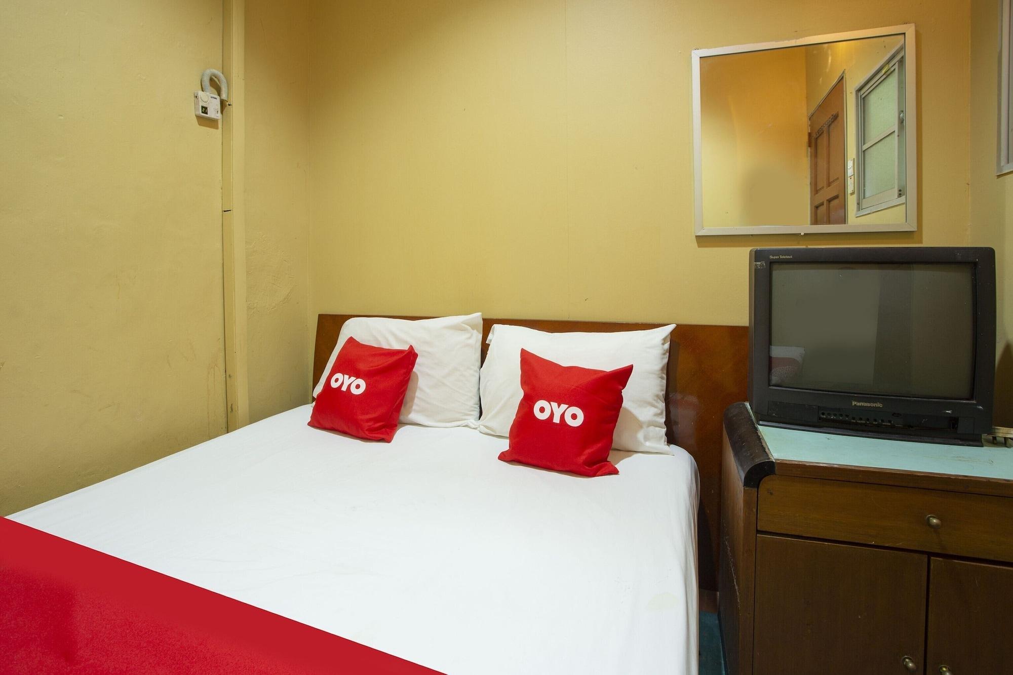 SPOT ON 90137 Casavilla Hotel Pudu 18/50