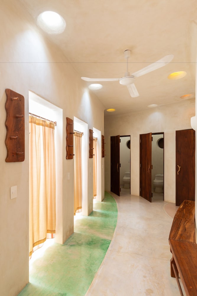 Hotel Holistika 7/60