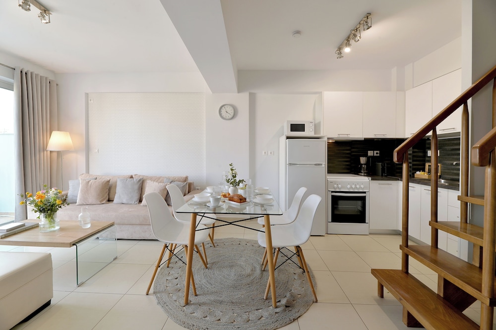 Alekos Apartments 30/50