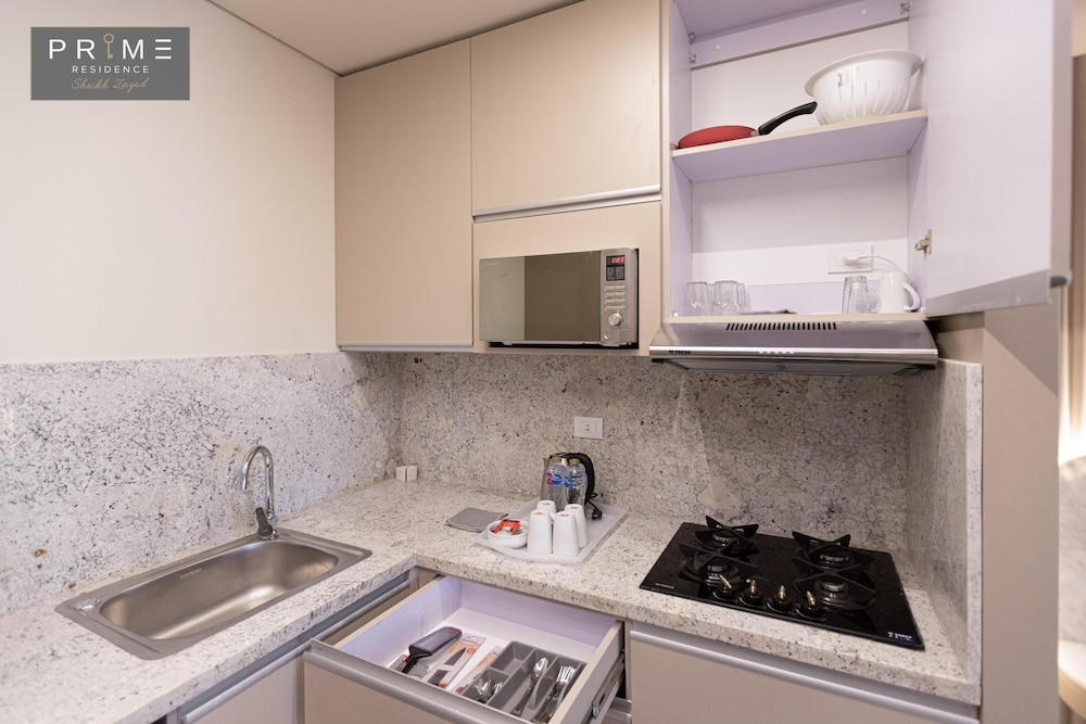 Superior, Studio, Queen Bed, Prime Residence Sheikh Zayed 9/10