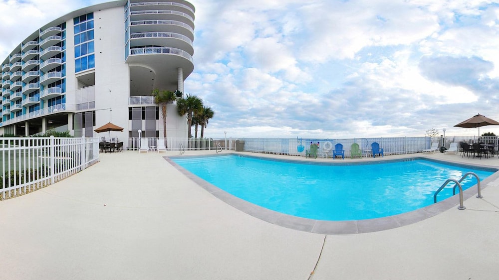 South Beach Hotel Suites 26/28