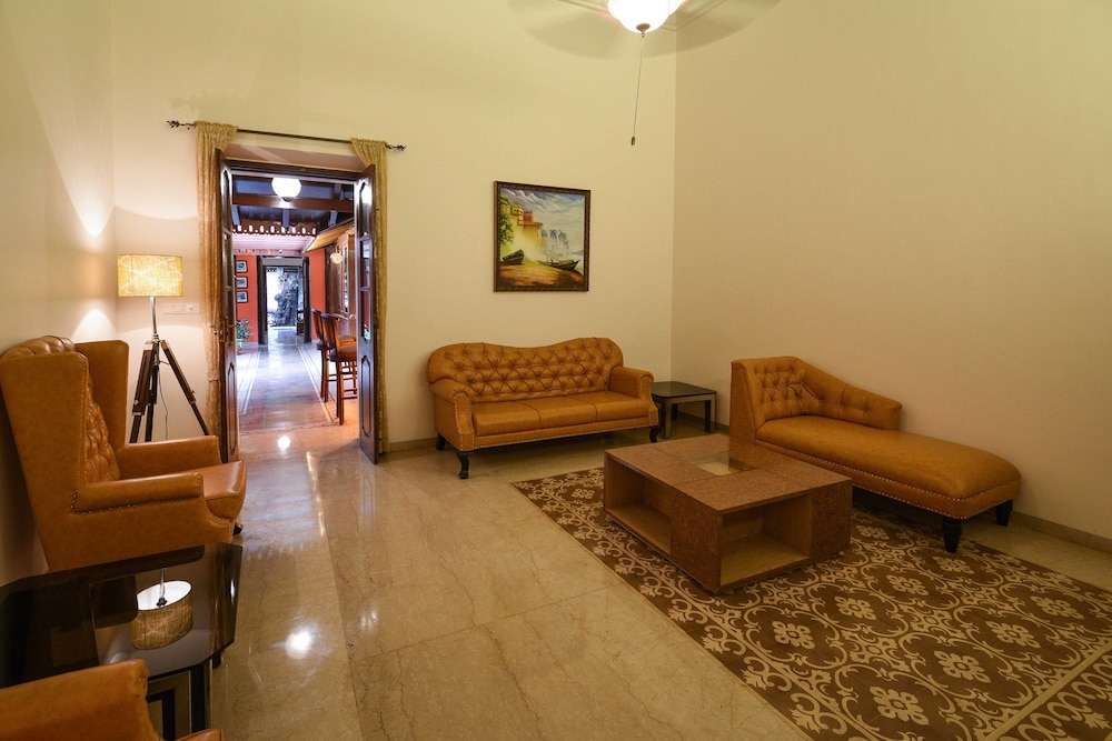 Surya Kiran Heritage Hotel 33/50