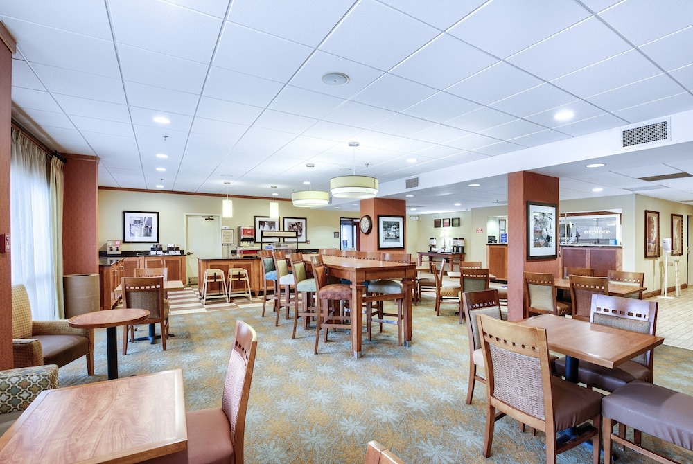 restaurant-cafeteria