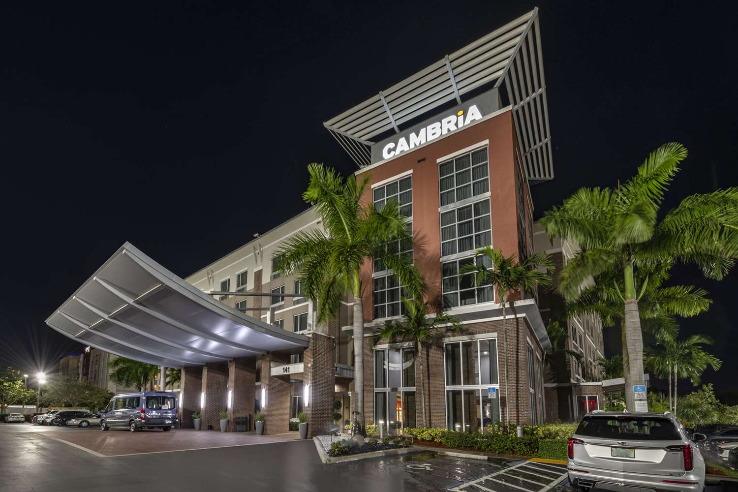 Cambria Hotel Ft Lauderdale Airport South Cruise Port 1/29