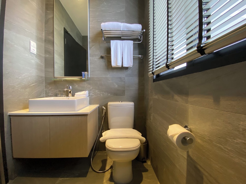 Momentus Serviced Residences Novena 44/50