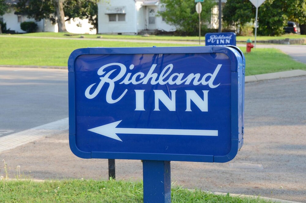 A Richland Inn Lewisburg 30/49