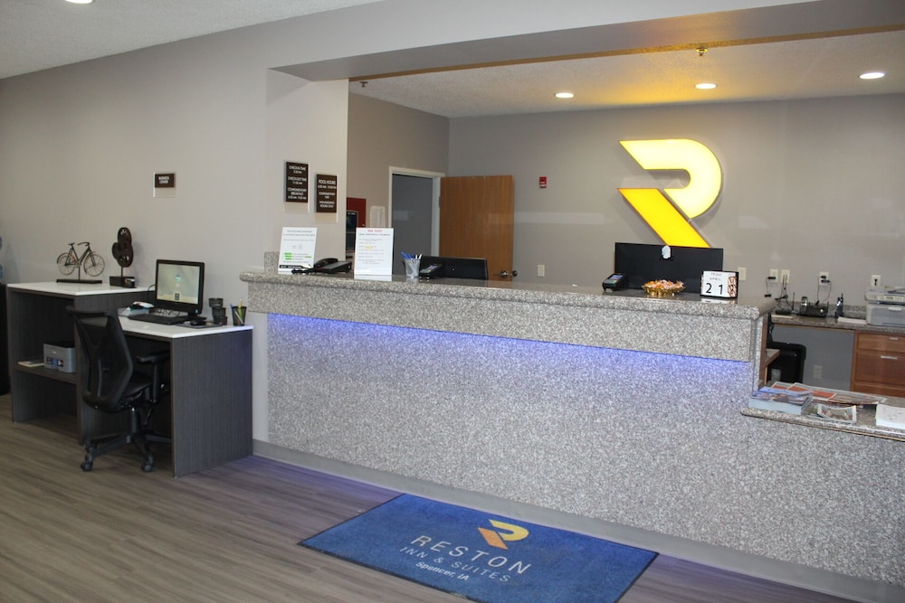 Reston Inn & Suites 2/50