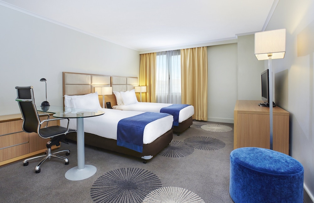 Holiday Inn Parramatta 28/76