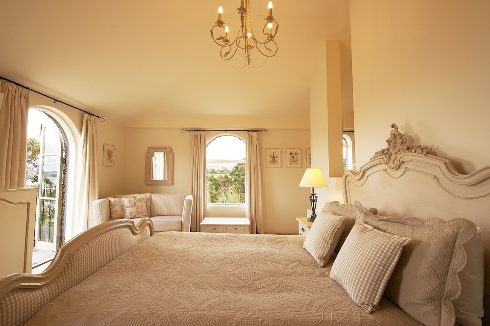 VILLA HOWDEN 50/69