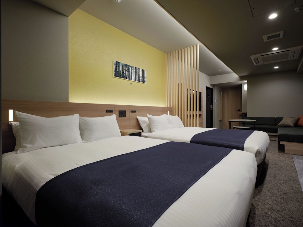 Premium Apart MONday KYOTO GOJO 30/63