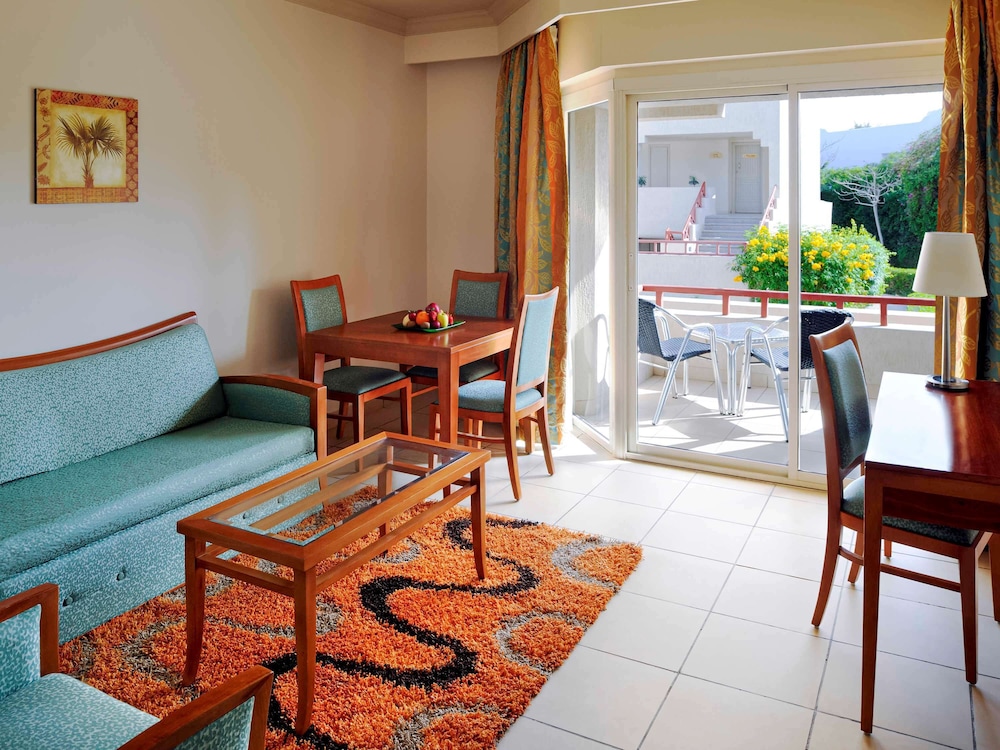 Naama Bay Promenade Beach Resort 33/66