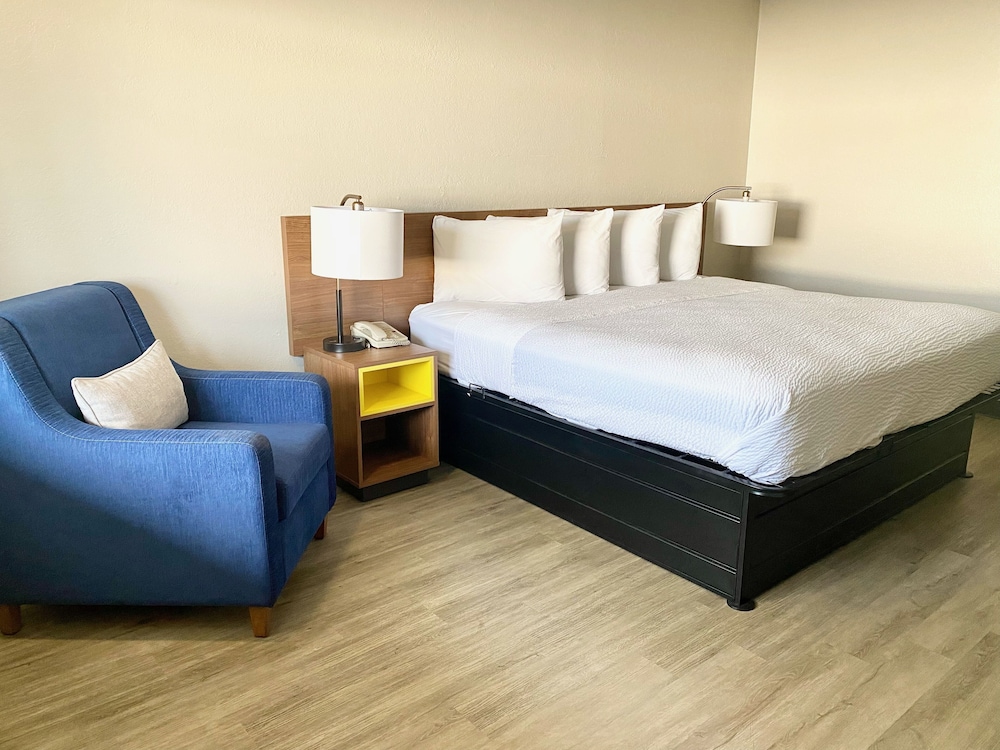Days Inn By Wyndham Ardmore 9/28