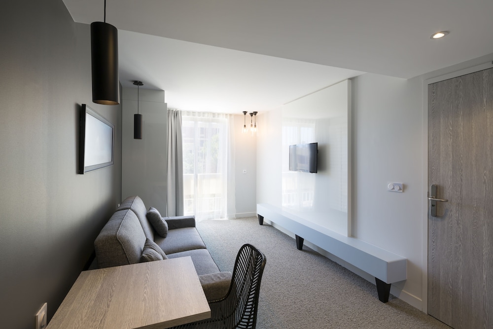 Operalia Hotel les Pins 27/49