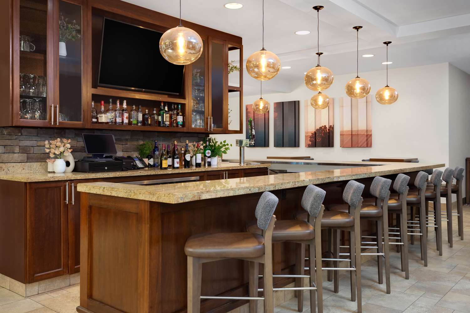 restaurant cafeteria