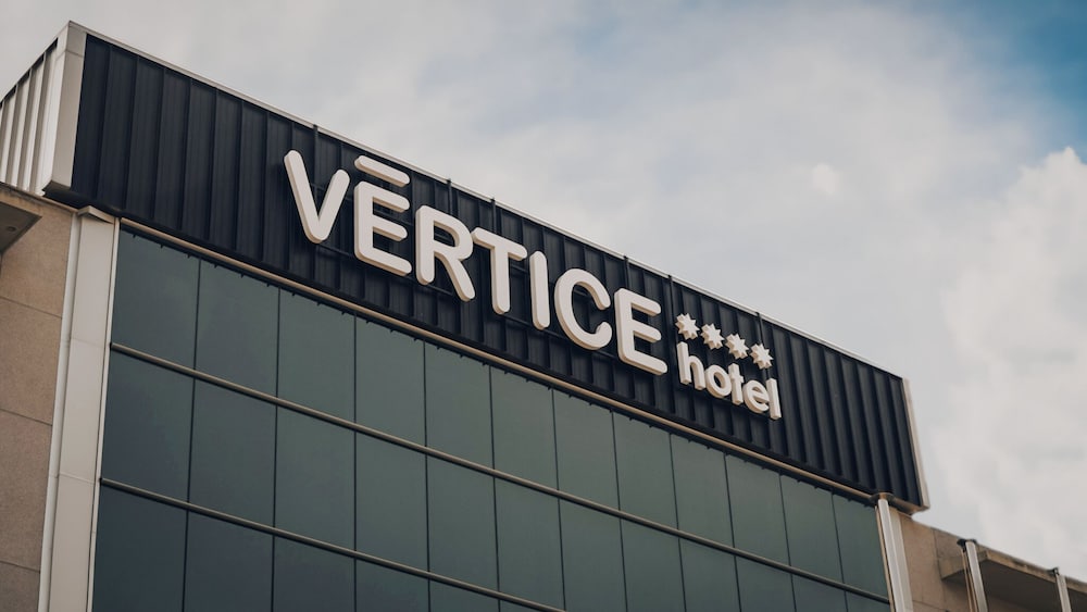 Hotel Vertice Aljarafe in BORMUJOS