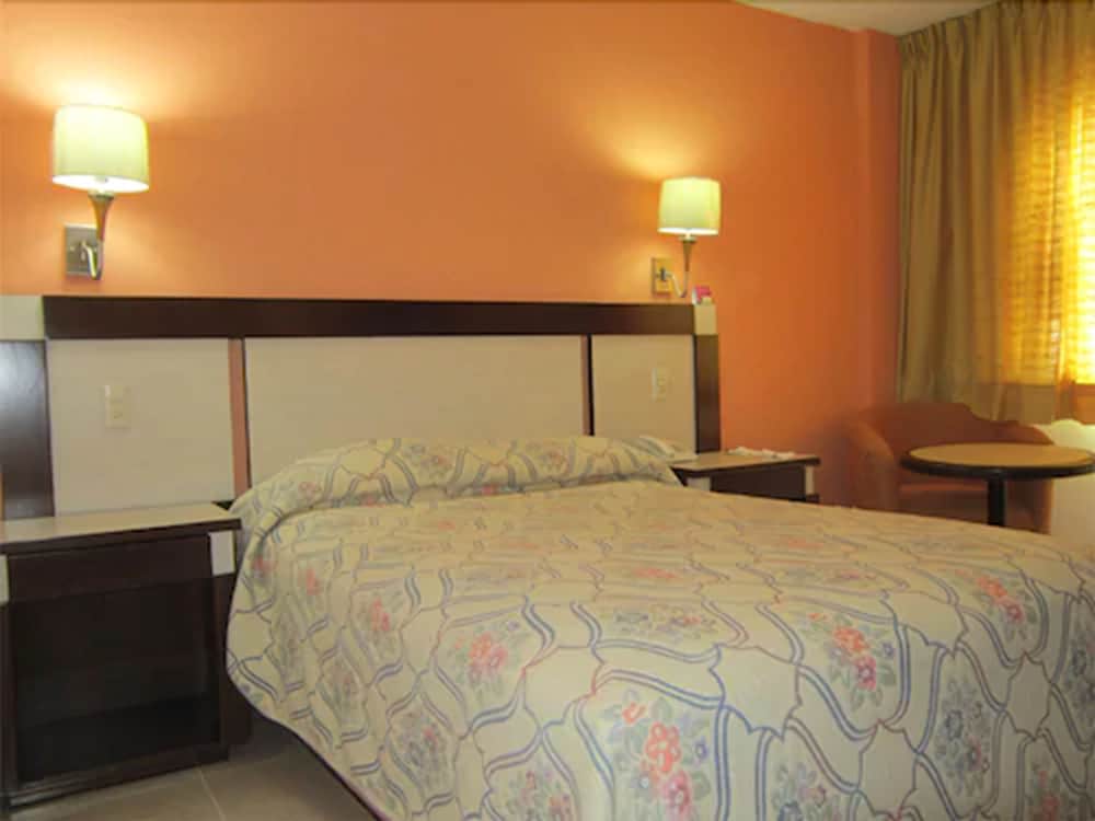 Hotel Baluarte 14/73