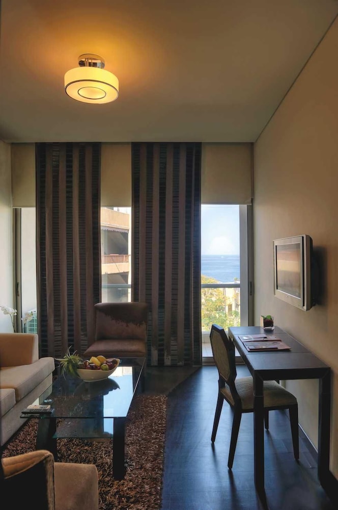 ORIENT QUEEN HOMES 25/49