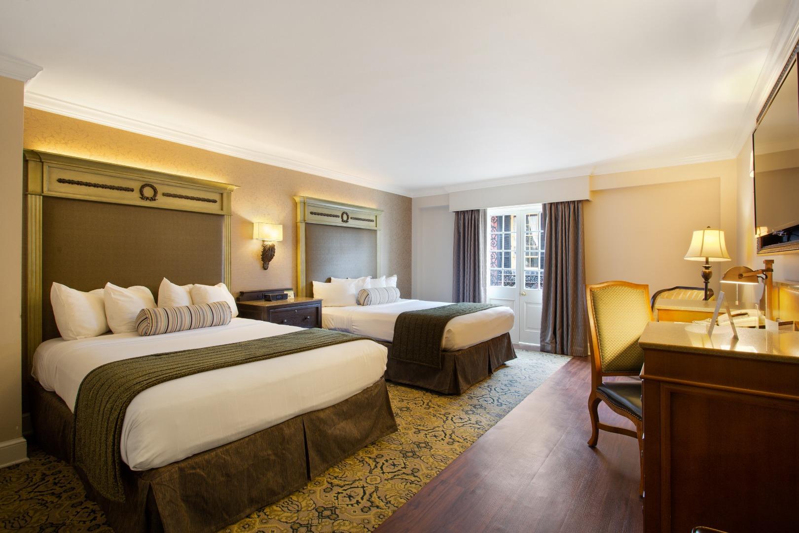 Room, 2 Queen Beds, Street View, Balcony