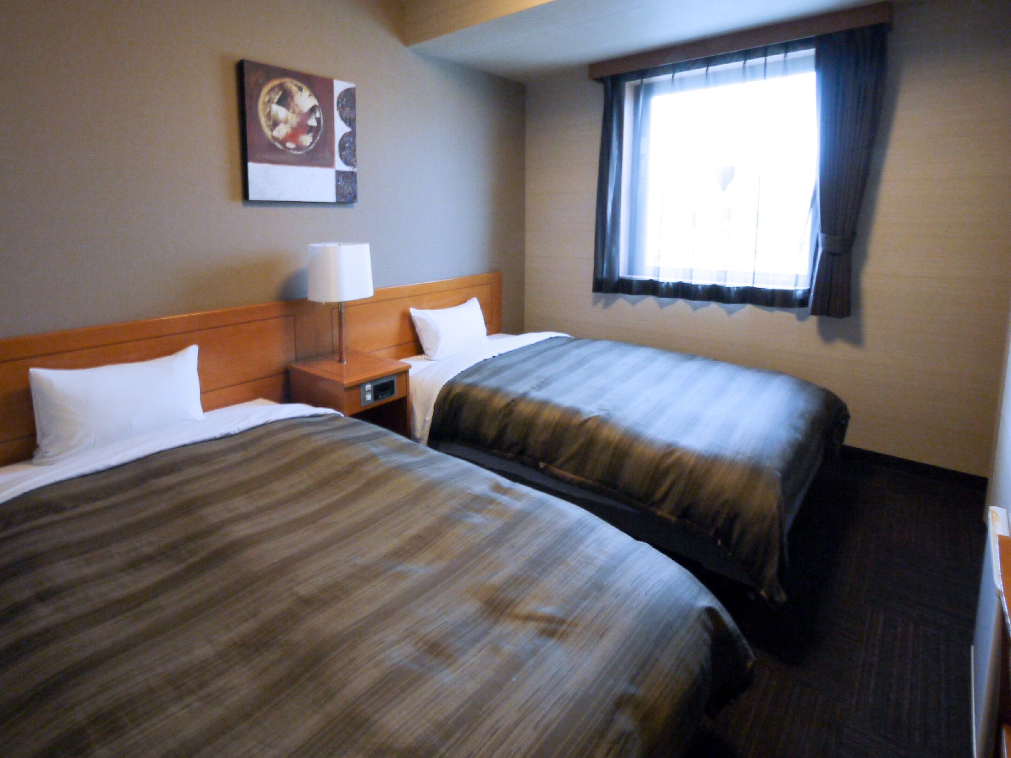 ROOM, TWIN BEDS, SMOKING