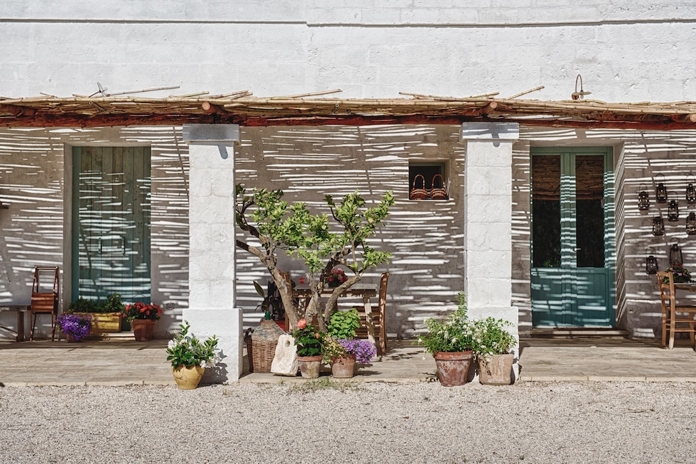 Masseria Palombara 6/77