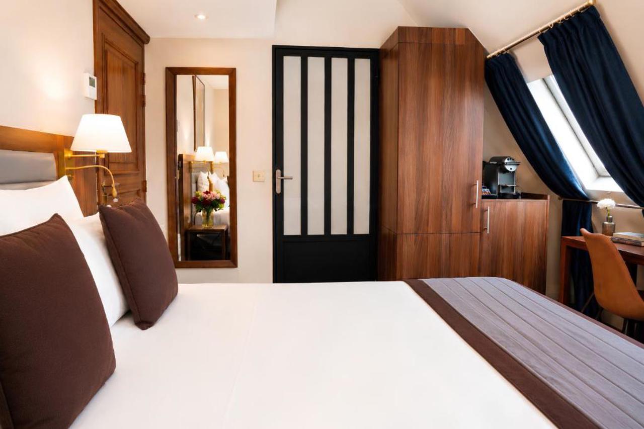 HOTEL MAYFLOWER 23/53