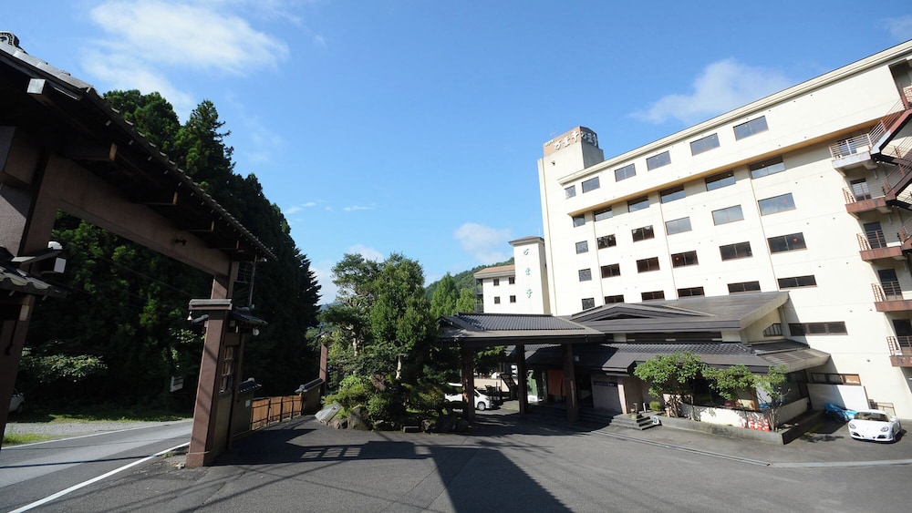 Hotel Manyoutei 39/42