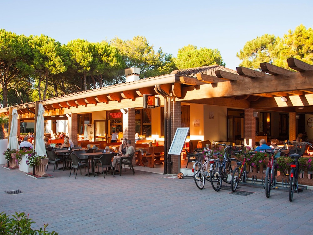 Camping Village Cavallino 2/50