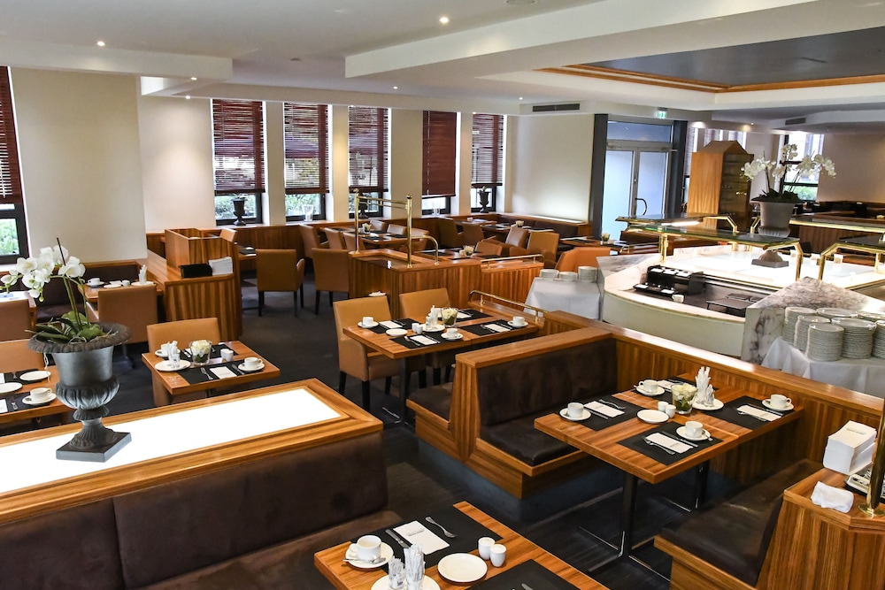 RELEXA HOTEL AIRPORT DUSSELDORF RATINGEN 38/46