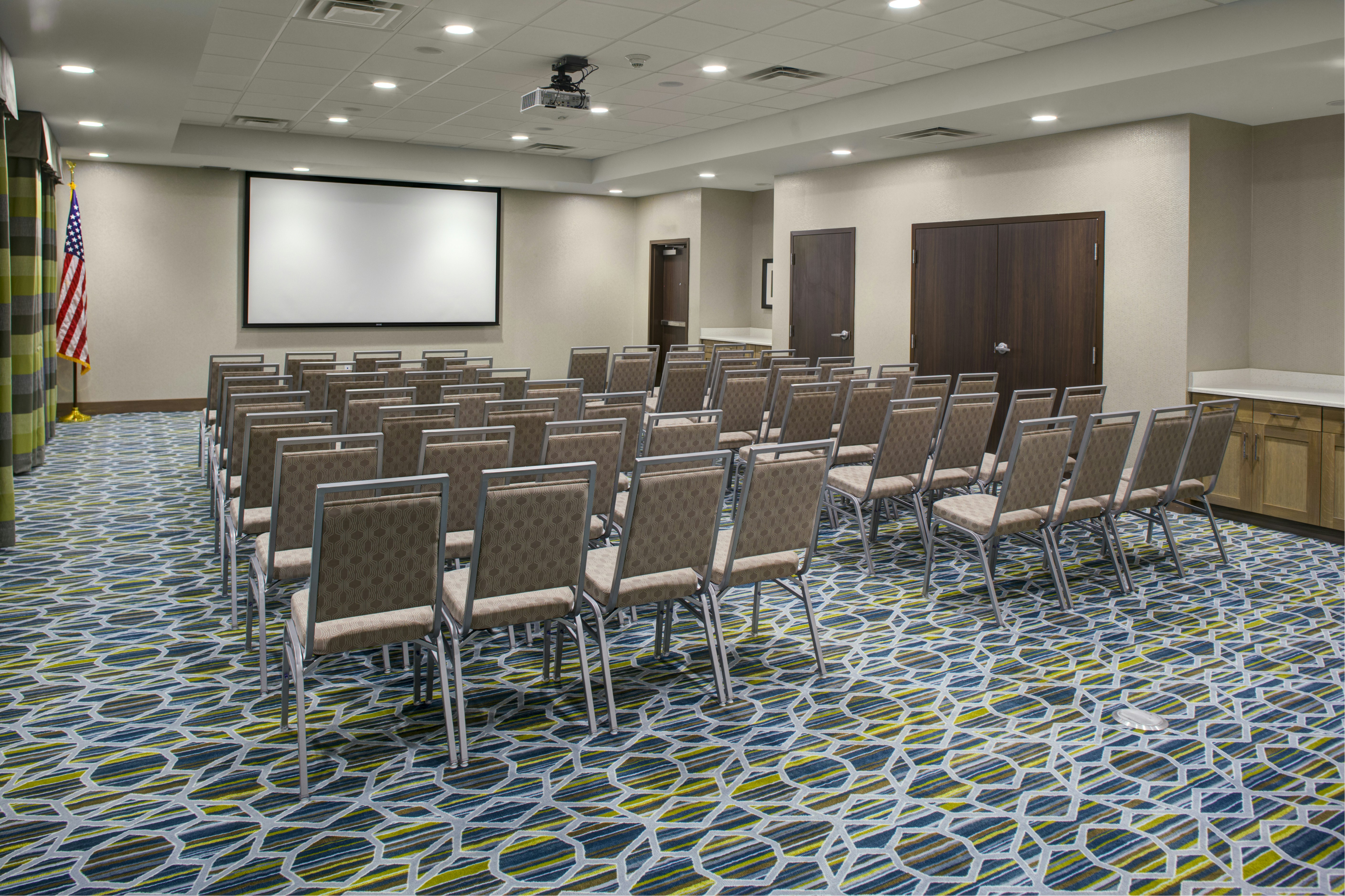 Hampton Inn Suites Syracuse North Airport Area 48/64