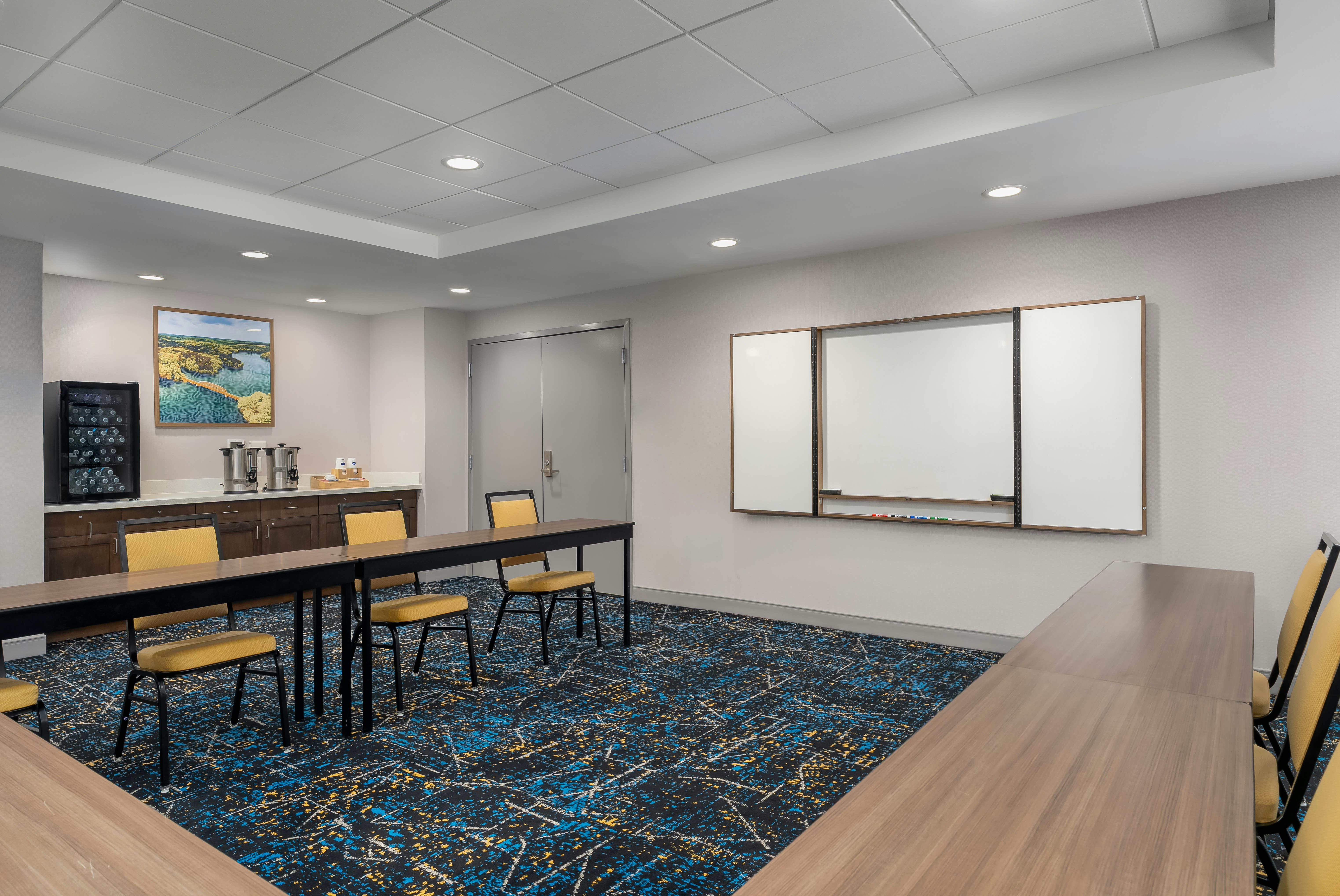 Hampton Inn Baltimore Bayview Campus 62/67