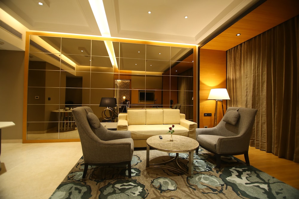 Radisson Blu Coimbatore 52/67