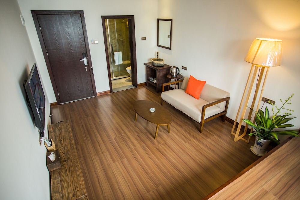 Shui Yun Ju Hotel Resort 38/49