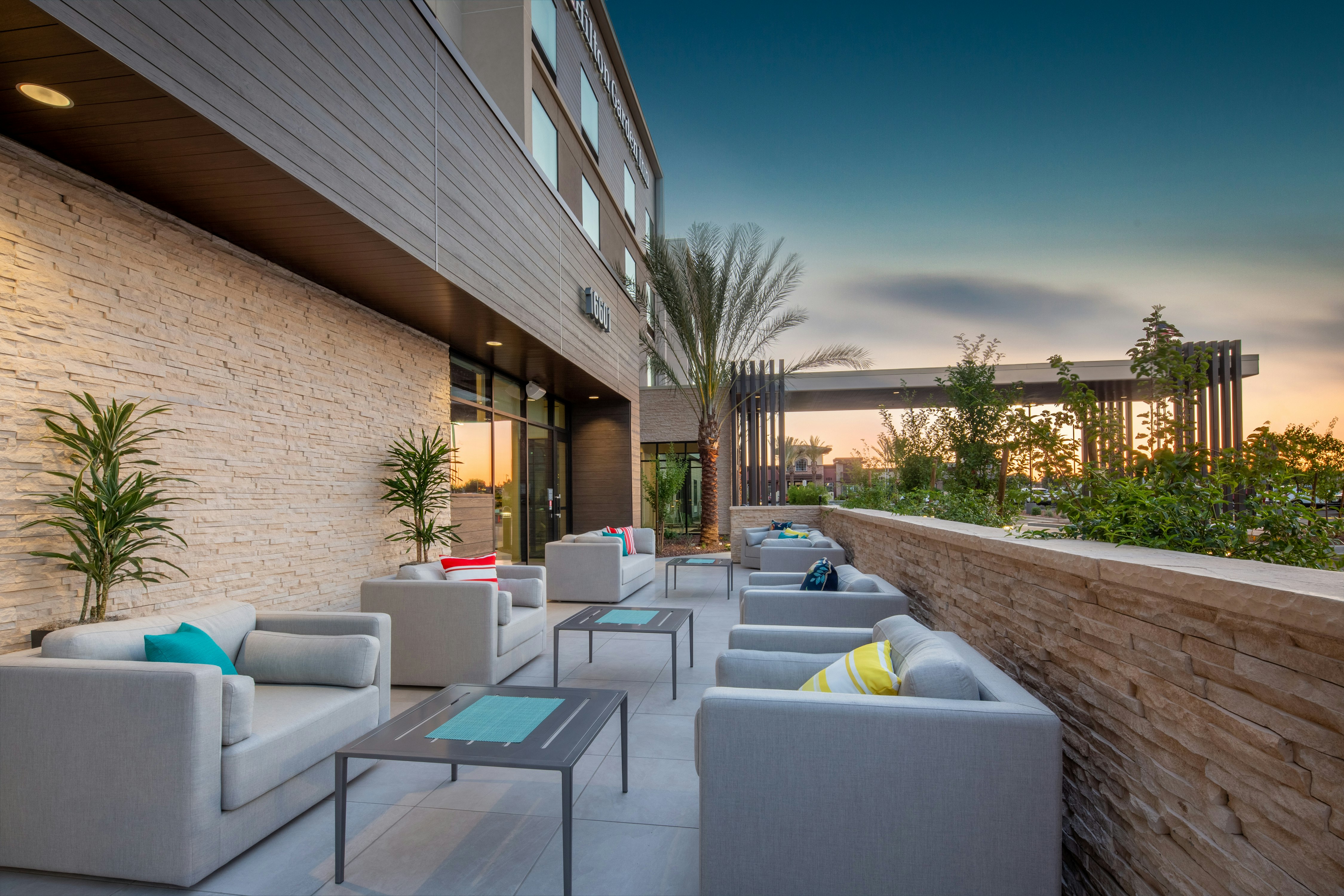 Hilton Garden Inn Surprise Phoenix 12/20