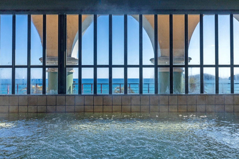 Hotel Riviera Shishikui 18/33