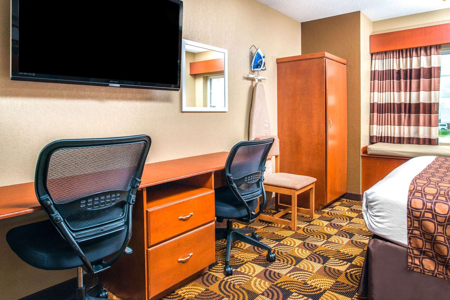 Microtel Inn Suites By Wyndham Lincoln 49/57