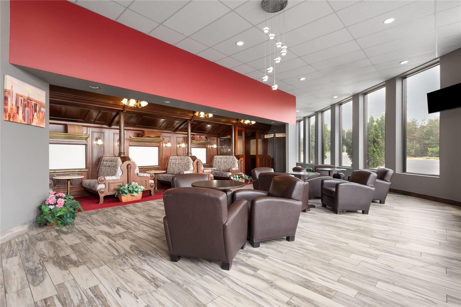 Travelodge by Wyndham Lindsay 14/19
