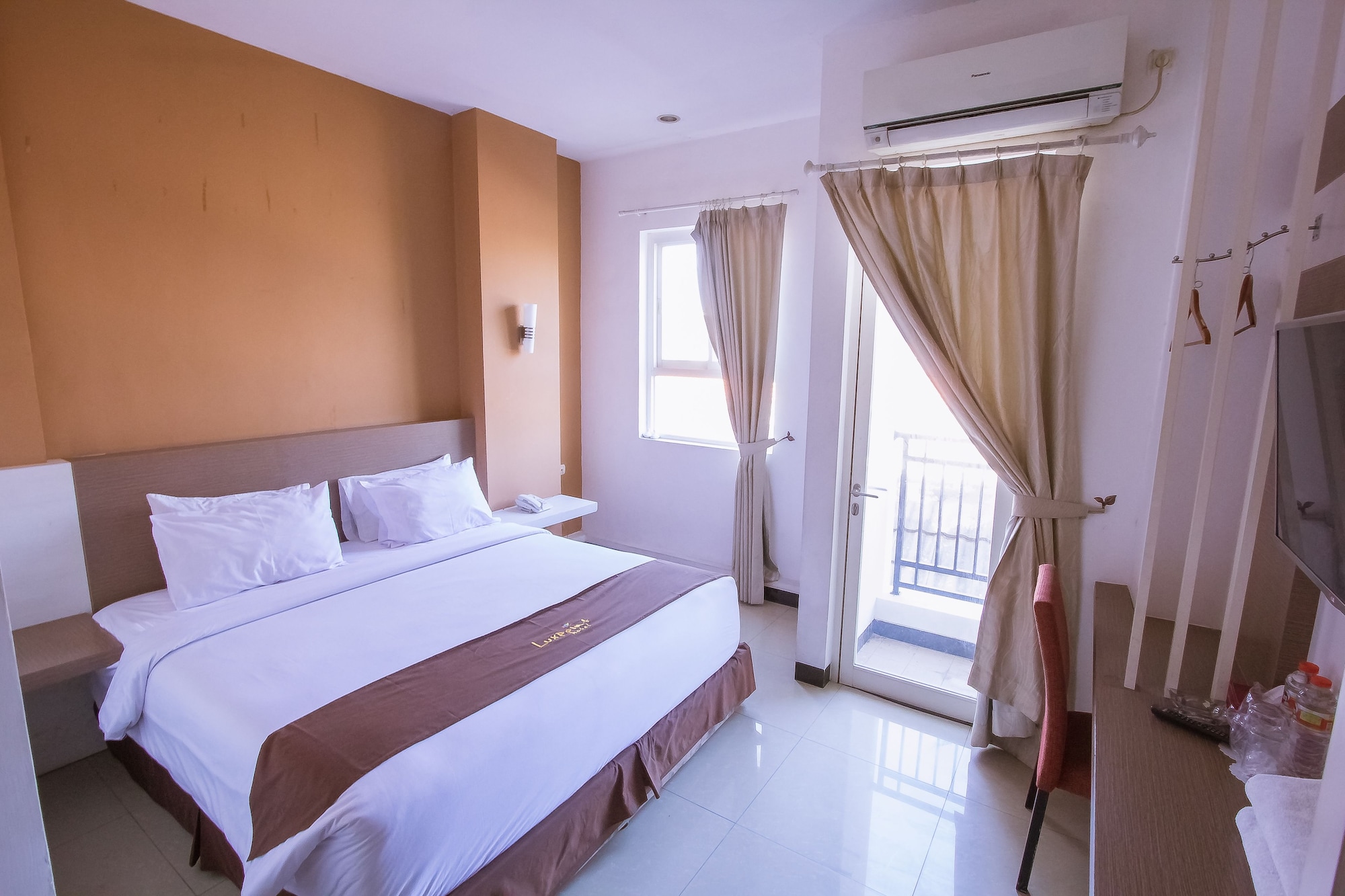 Nano, Double Bed