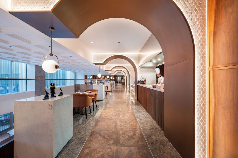 Novotel Shanghai Baoshan Jiusi 4/46