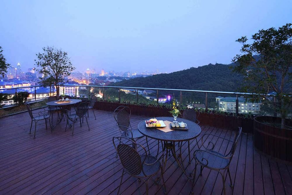 Zhejiang Narada Grand Hotel 35/48