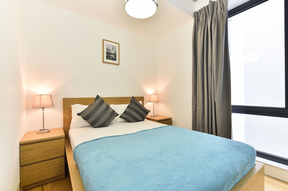 Shoreditch Apartments 8/26