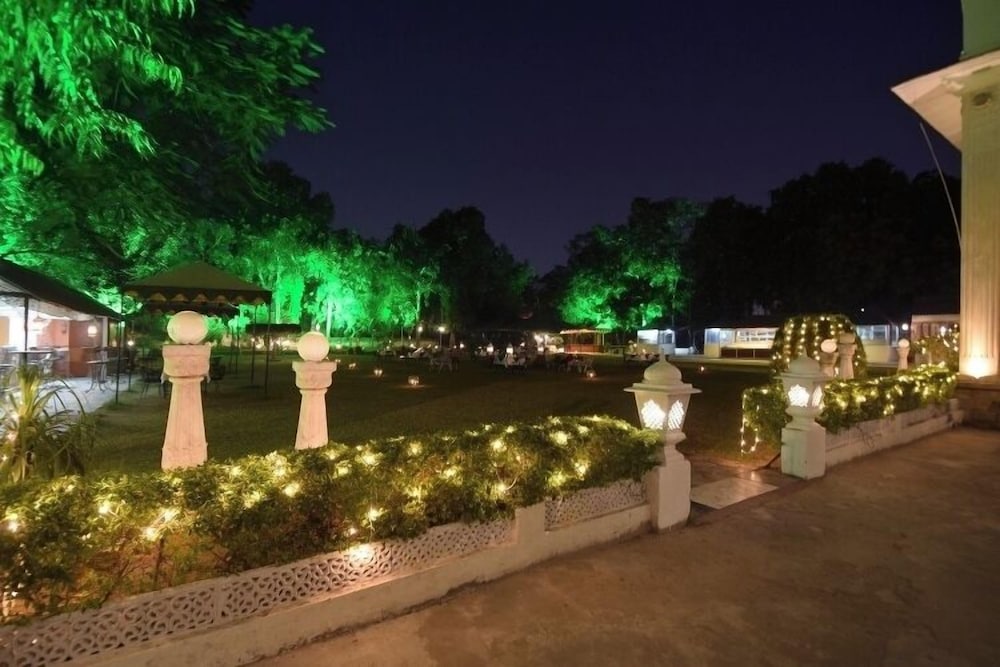 HARI MAHAL PALACE 31/40