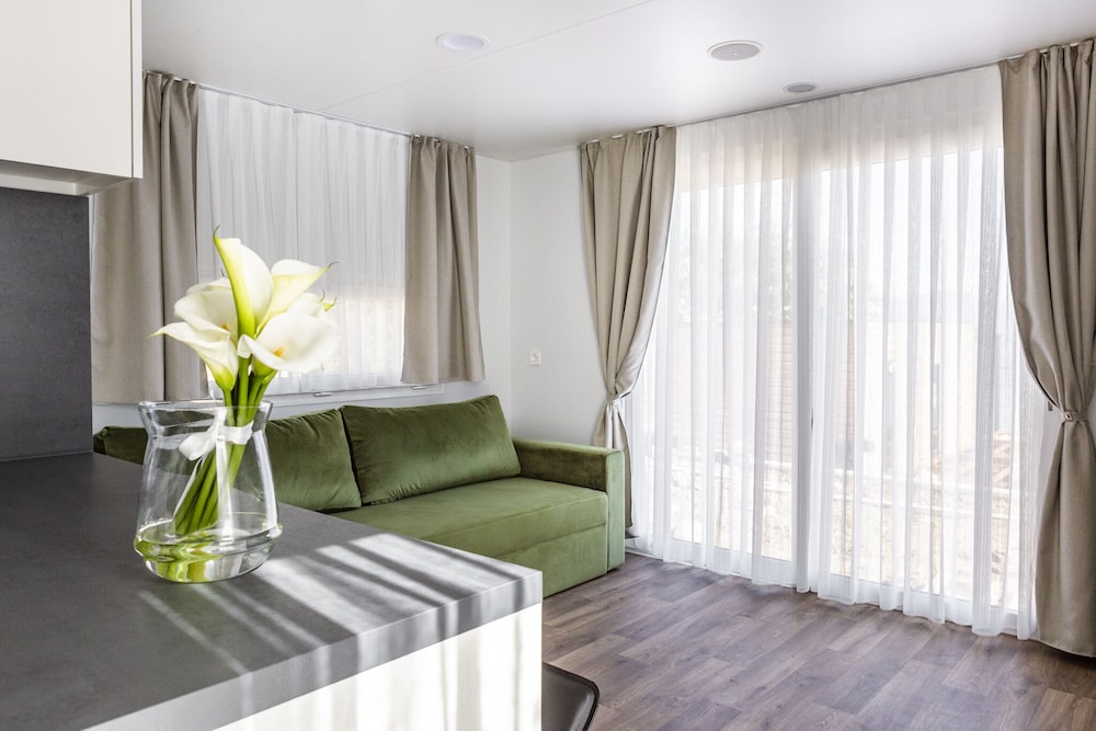 Club del Sole Desenzano Boutique Resort 48/70