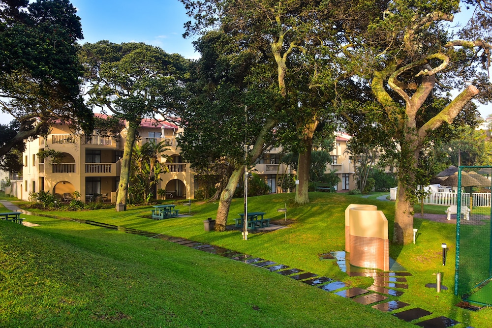 La Lucia Sands 34/42