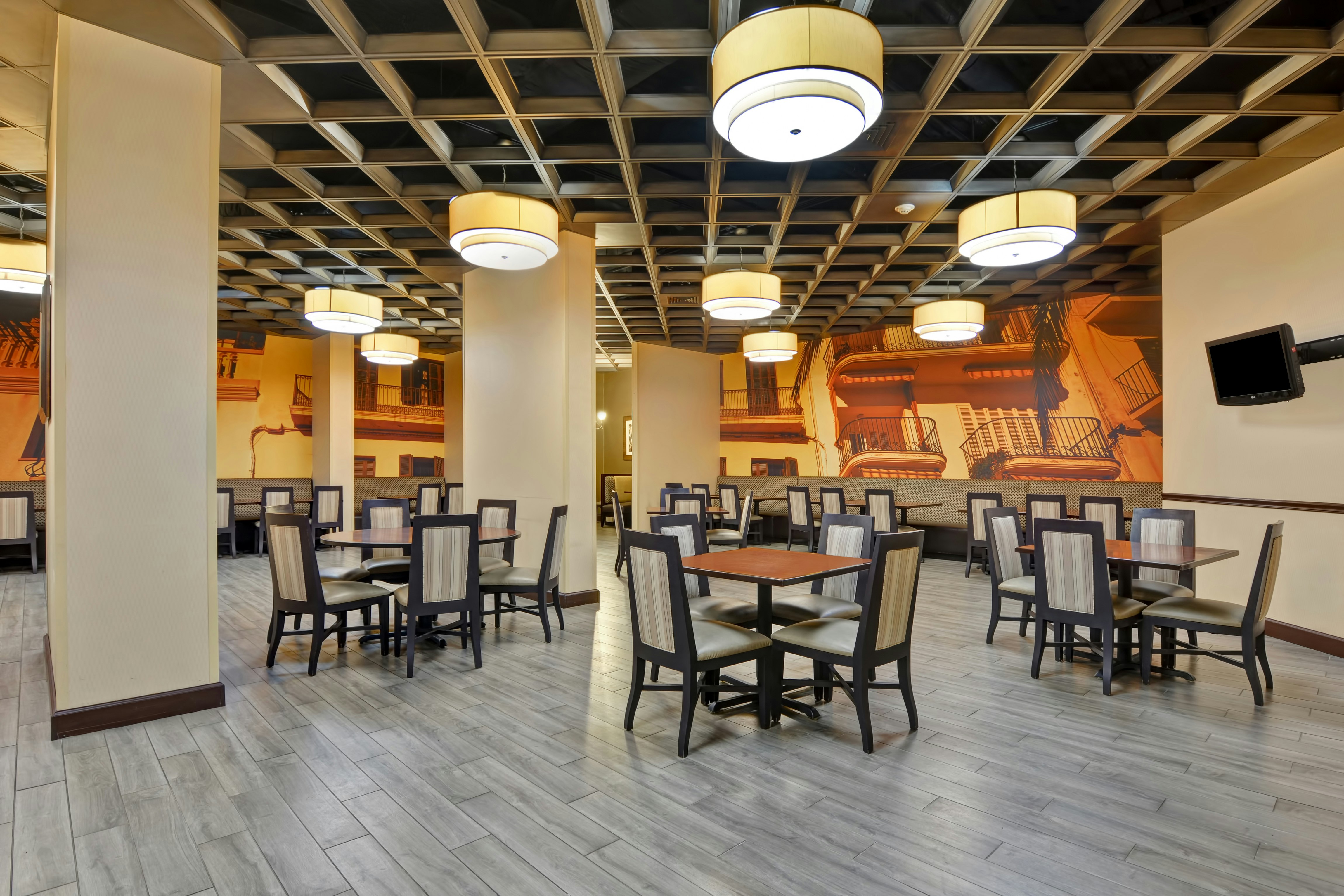 Embassy Suites By Hilton Savannah Airport 54/74