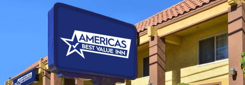 Americas Best Value Inn & Suites Houston Veterans Memorial photo1